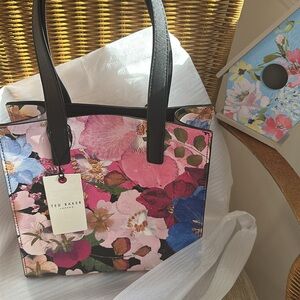 Ted Baker Printed Medium Icon Tote Bag